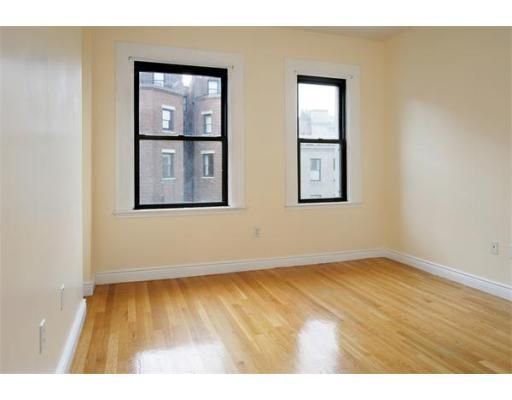 10 Charlesgate East #303, Boston, MA 02215