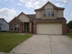 7810 Clearview Cir, Indianapolis, IN 46236