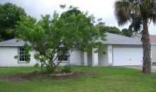 426 Ne Mainsail St Port Saint Lucie, FL 34983