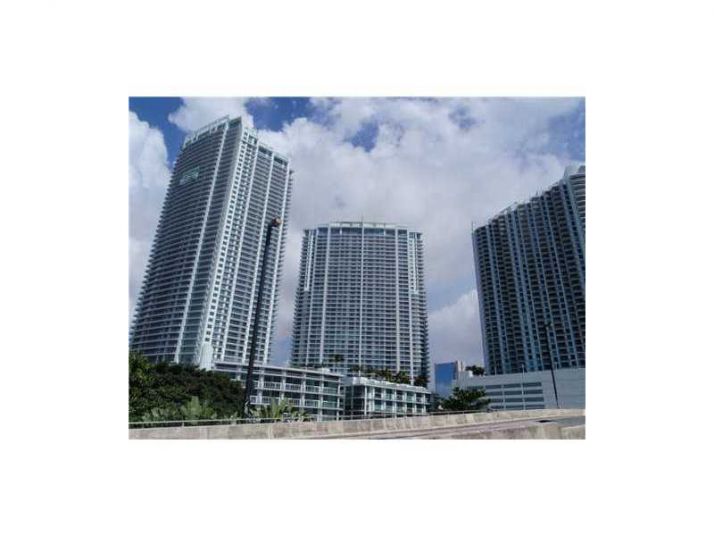 90 SW 3 ST # 2810, Miami, FL 33130