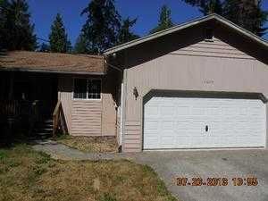 1678 Hemlock Dr, Camano Island, WA 98282