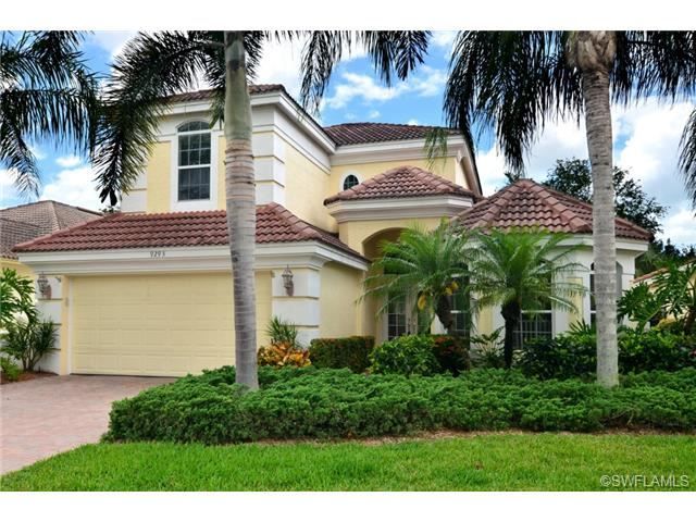 9293 Troon Lakes Dr, Naples, FL 34109