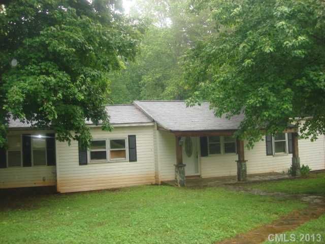 1376 Harless Rd, Lincolnton, NC 28092