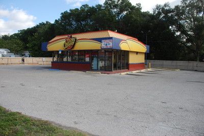 8501 N. Nebraska Ave, Tampa, FL 33604