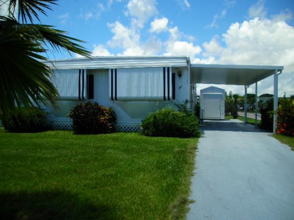 1 Jacanranda Ln, Port Saint Lucie, FL 34952