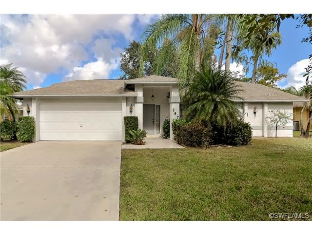 247 Mentor Dr, Naples, FL 34110