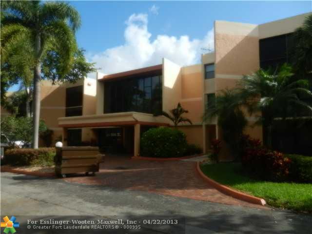 16401 GOLF CLUB RD # 104, Fort Lauderdale, FL 33326