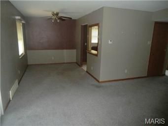 6977 Colonial Woods Dr Apt 29, Saint Louis, MO 63129