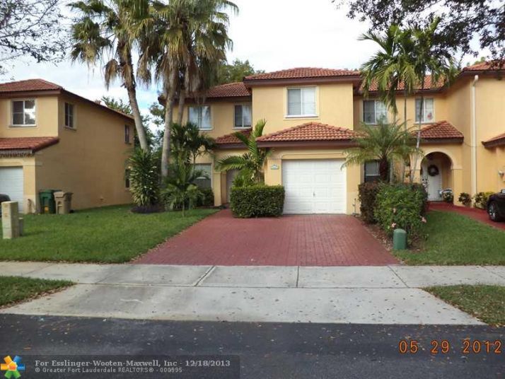 13997 N FOREST OAK CIR, Fort Lauderdale, FL 33325