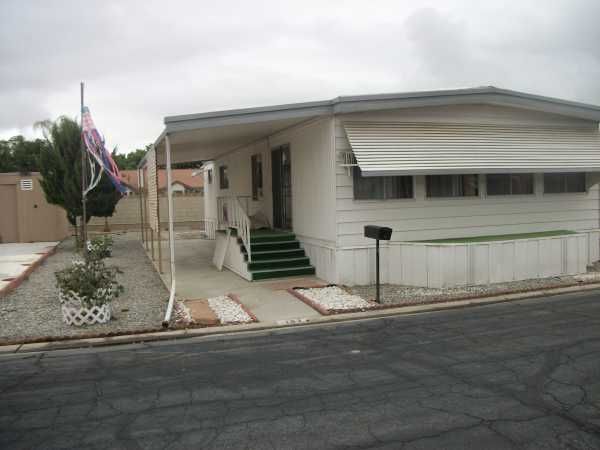 2205 W. Acacia Ave., #162, Hemet, CA 92545