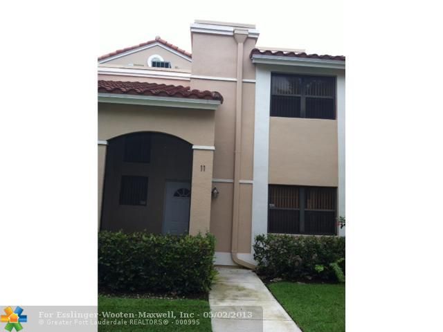 579 RACQUET CLUB RD # 11, Fort Lauderdale, FL 33326