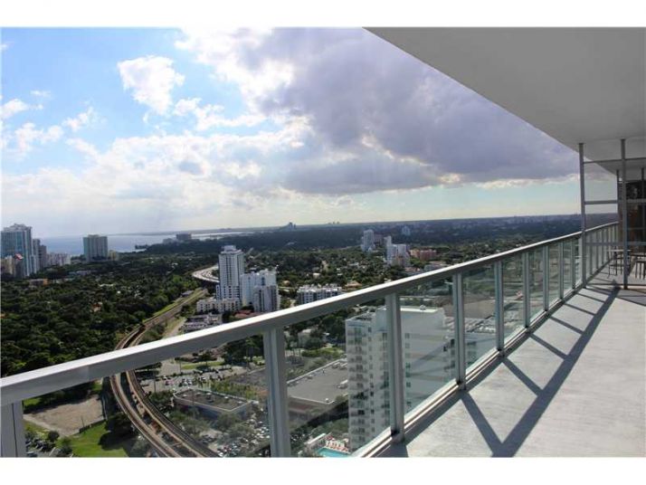 79 SW 12 ST # 3406-S, Miami, FL 33130