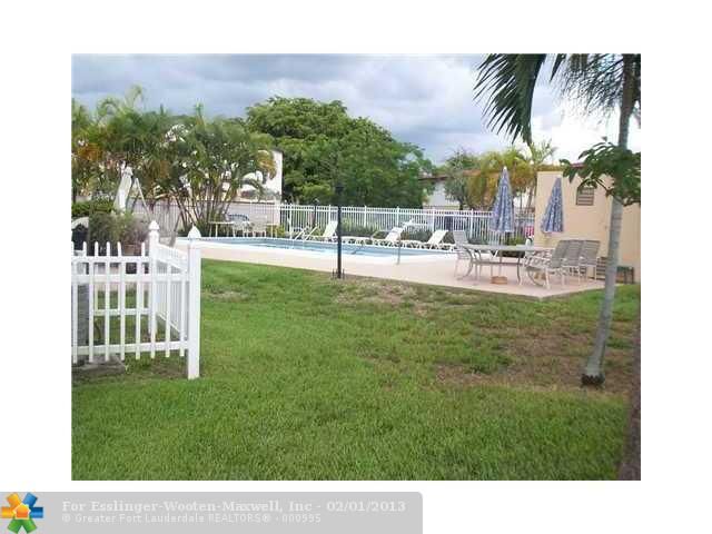 3709 NW 84TH AVE # 8A, Fort Lauderdale, FL 33351