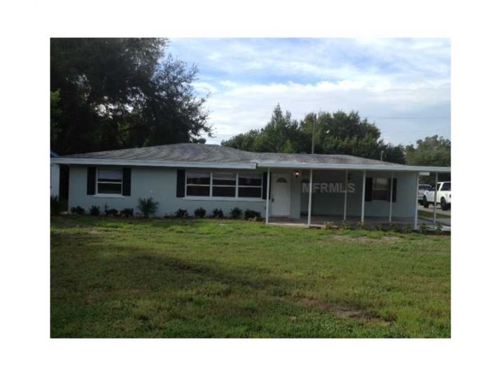 900 AVENUE V, Winter Haven, FL 33880