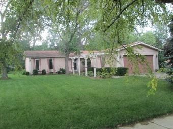 8674 Fox Ridge Ln, Indianapolis, IN 46256