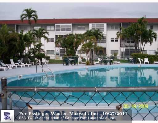 1280 NW 43RD TE # 202, Fort Lauderdale, FL 33313