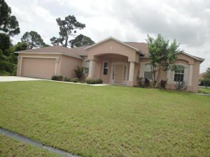 810 Sw General Patton Ter, Port Saint Lucie, FL 34953