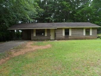 970 12th Ave, Alexander City, AL 35010