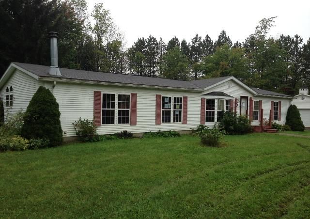 9557 Blanchard Rd, West Falls, NY 14170