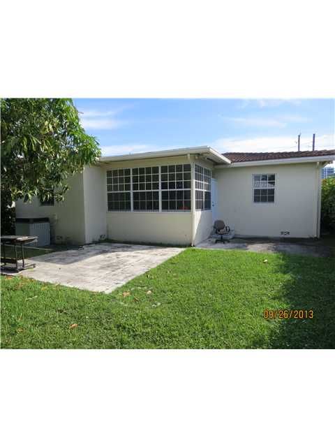 9432 BYRON AV, Miami Beach, FL 33154