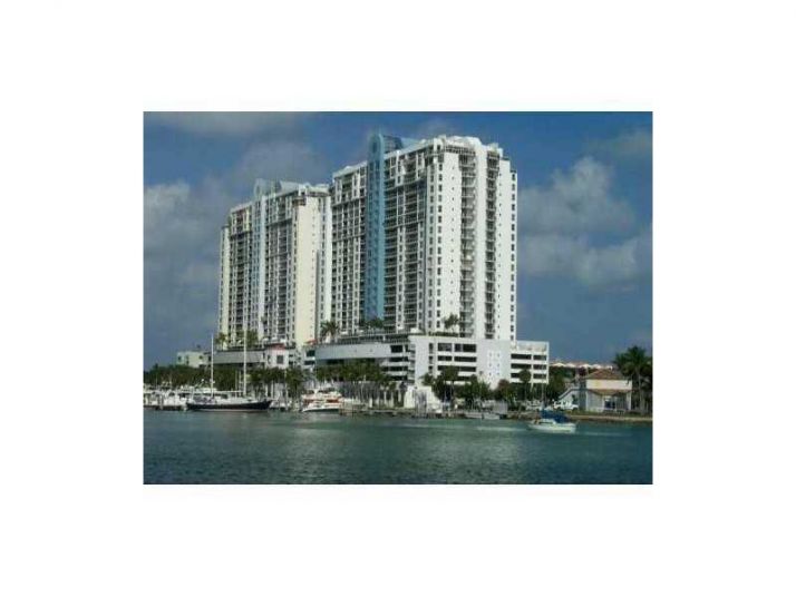 11111 BISCAYNE BL # 1F, Miami, FL 33181