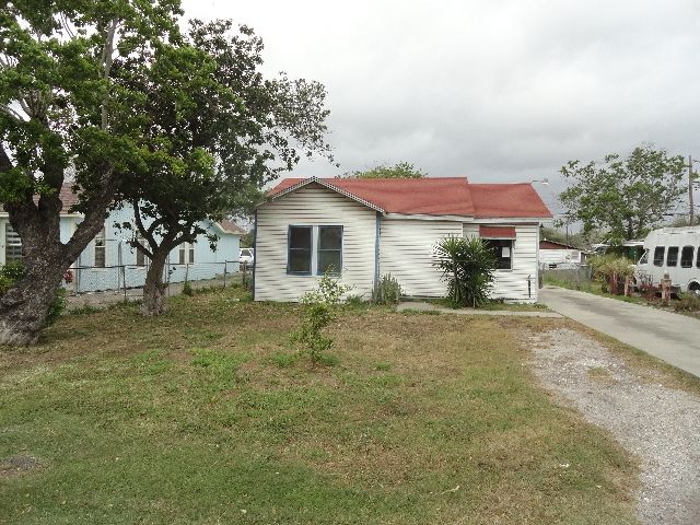 4409 Cottage St, Corpus Christi, TX 78415