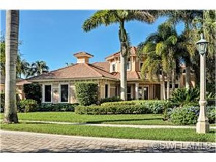 2375 Turnberry Ct, Naples, FL 34109