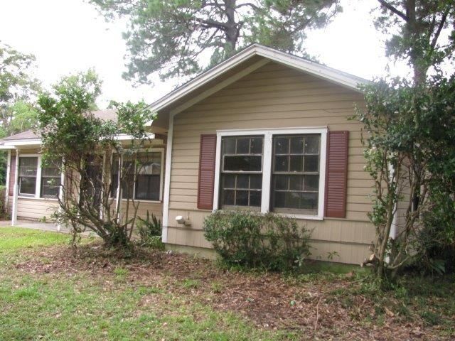 416 Azalea Ave, Orange, TX 77630