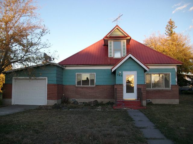 280 City Street, Newdale, ID 83436