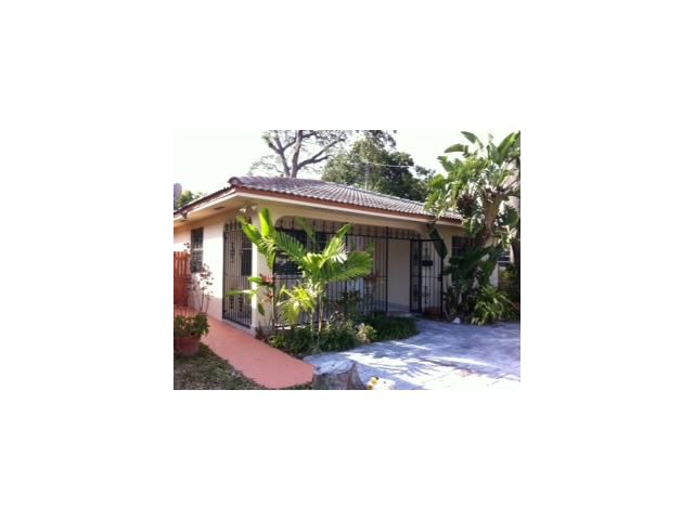 2016 SW 58 CT, Miami, FL 33155