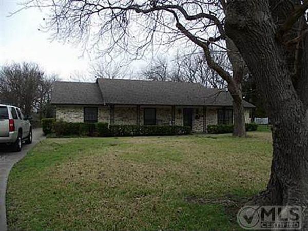 447 Dallas  Avenue, Lancaster, TX 75146