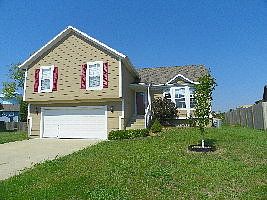 Se Rosehill Dr, Lees Summit, MO 64081