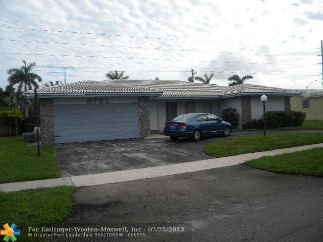 3761 N 41ST CT, Hollywood, FL 33021