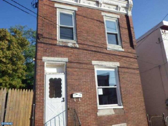 3584 Calumet St, Philadelphia, PA 19129