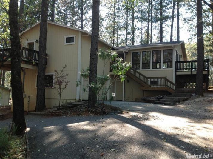 15624 Carrie Drive, Grass Valley, CA 95949
