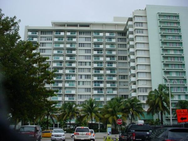 1200 W Ave Apt 829, Miami Beach, FL 33139