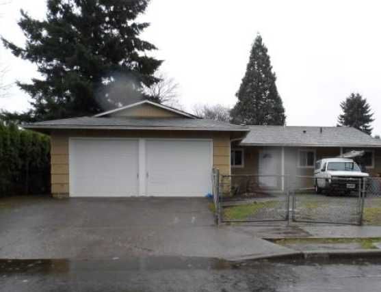 19316 NE Couch Street, Portland, OR 97230