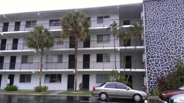 4906 Victoria Dr Apt 410, Cape Coral, FL 33904