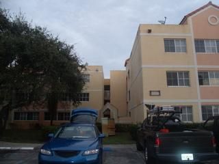 6065 NW 186th St Apt#104, Hialeah, FL 33015