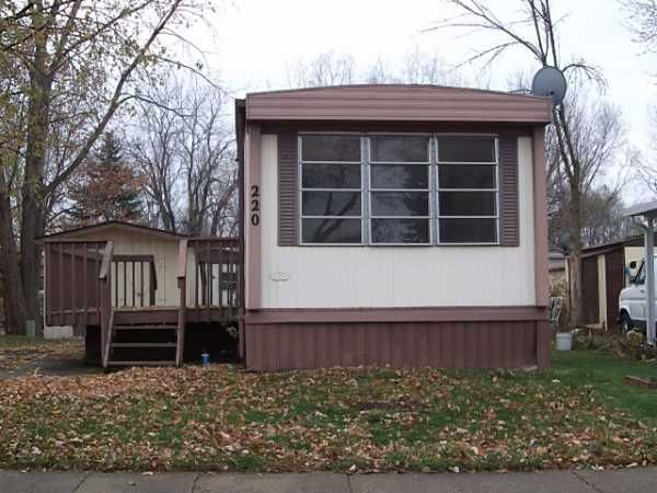 220 Longfellow, South Lyon, MI 48178