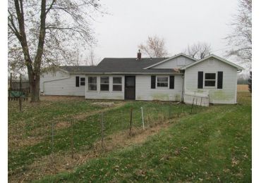 1452 E 225 S, Shelbyville, IN 46176