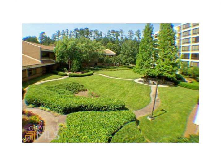 Unit 125 - 1800 Clairmont Lake, Decatur, GA 30033