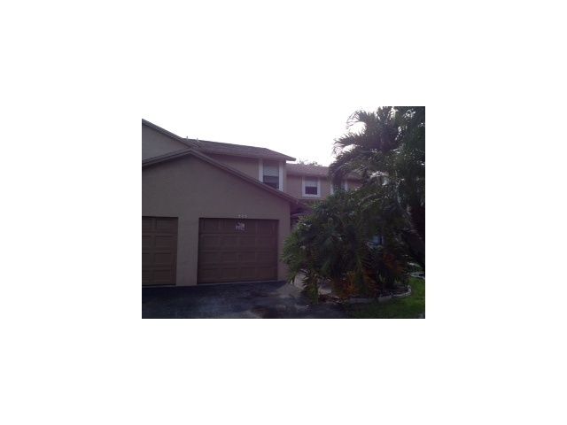 252 LAKESIDE CR # 252, Fort Lauderdale, FL 33326