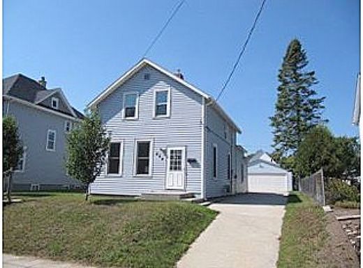 9Th, Manitowoc, WI 54220