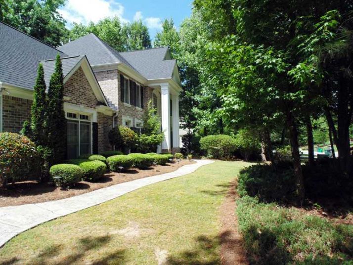 915 Riverhaven Drive, Suwanee, GA 30024