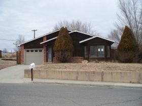 4224 Applewood Dr, Farmington, NM 87402