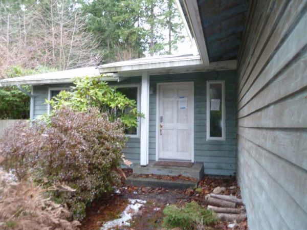 19680 23rd Ave Ne, Poulsbo, WA 98370