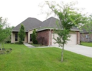 Cypress Park Dr, Geismar, LA 70734