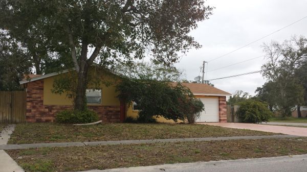 5721 Riddle Road, Holiday, FL 34690