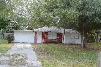 5731 11th St East, Bradenton, FL 34203